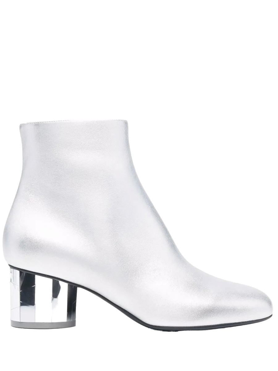 Ferragamo Leather ankle boot in silver