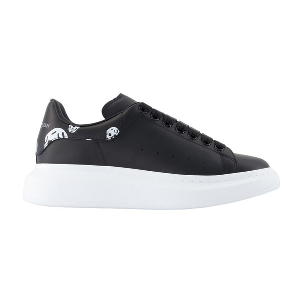 Alexander McQueen calfskin sneaker in black