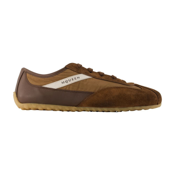 Alexander McQueen Calfskin sneaker in brown