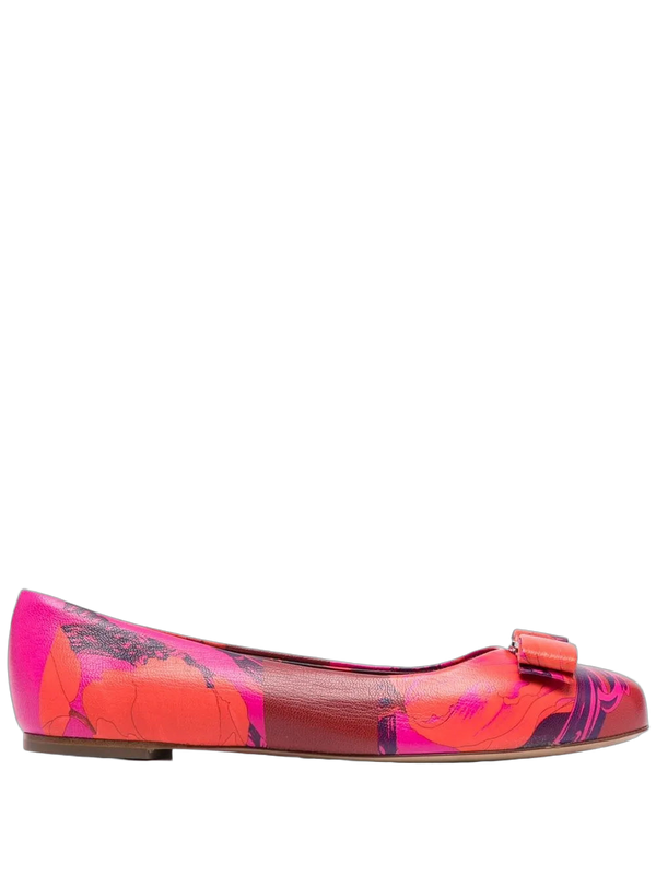 Ferragamo Leather ballerina flat in red
