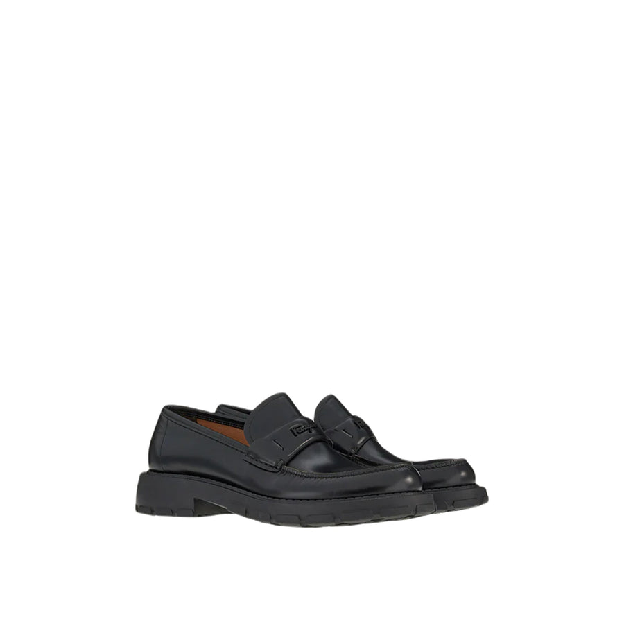 Ferragamo loafer in black