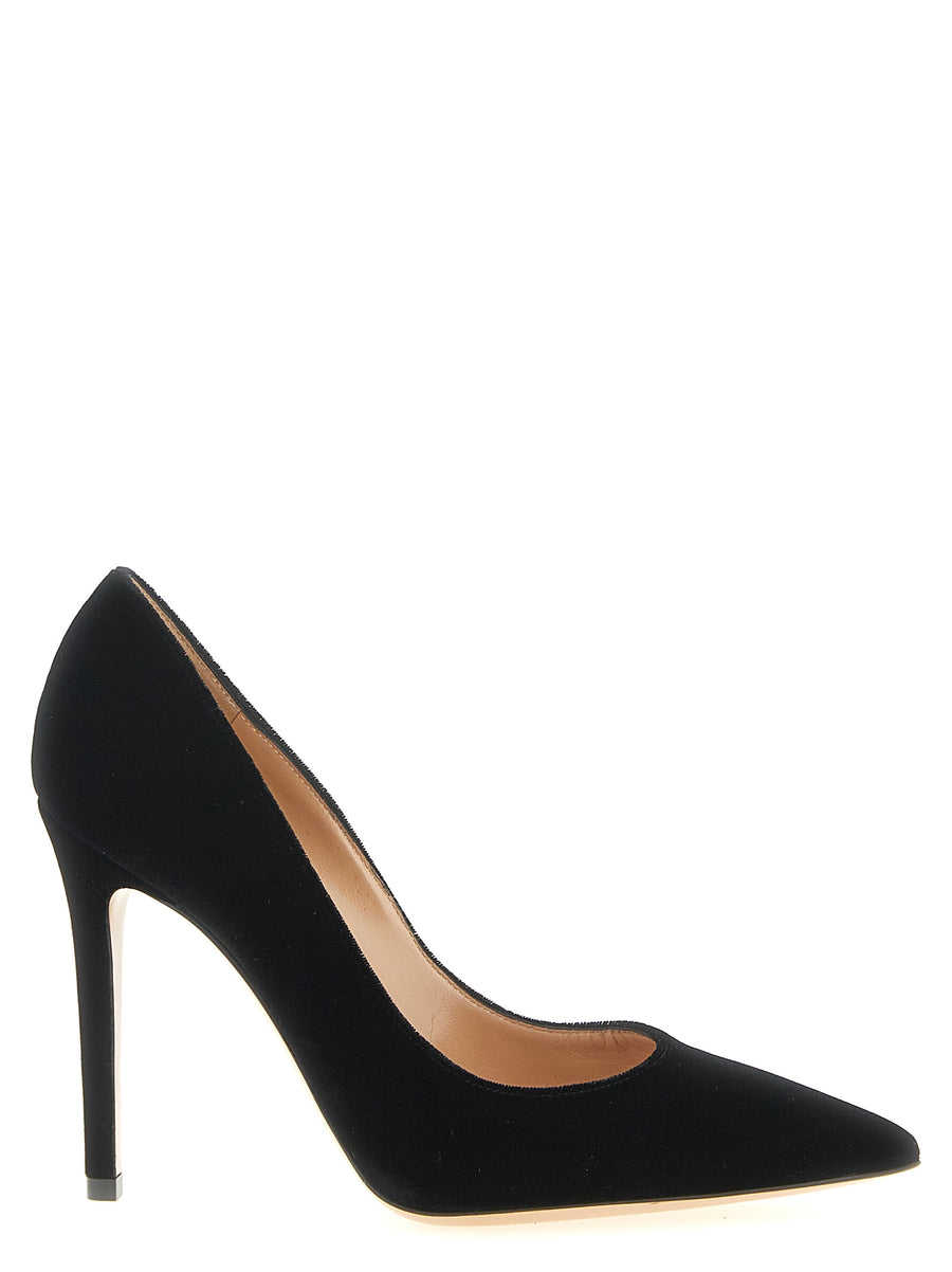 Gianvito Rossi Velvet upper pump in black