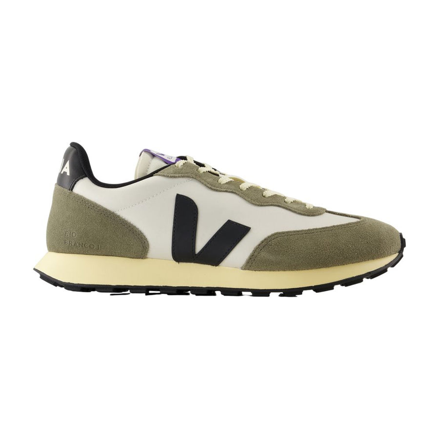 Veja Nylon sneaker in beige