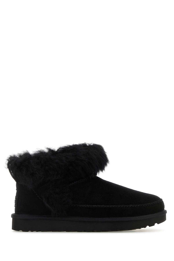 UGG Ultra Exterior: 100% Suede boot in black