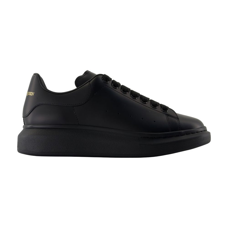 Alexander McQueen calfskin sneaker in black