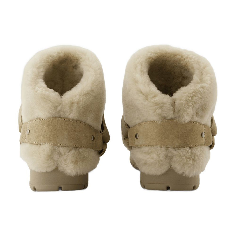 Burberry Calfskin boot in beige