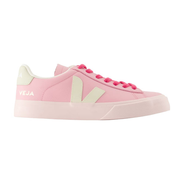 Veja Calfskin sneaker in pink
