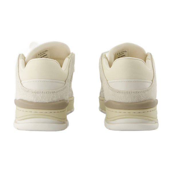 Axel Arigato Calfskin sneakers in white