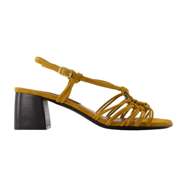 Carel calfskin heel in brown