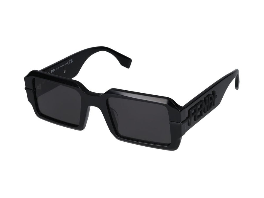 Maison Fendi FE40073U sunglasses in black