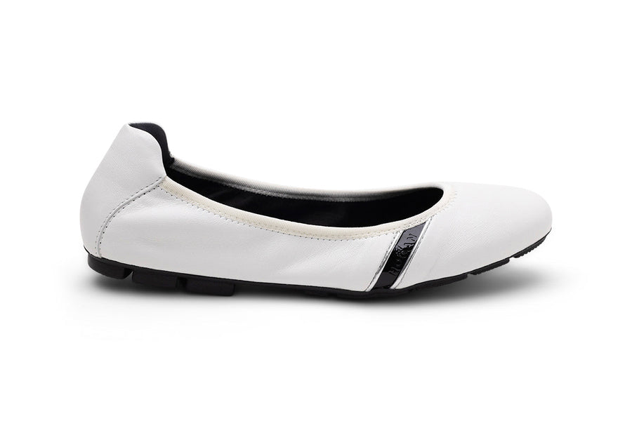 Hogan Calfskin flat in white
