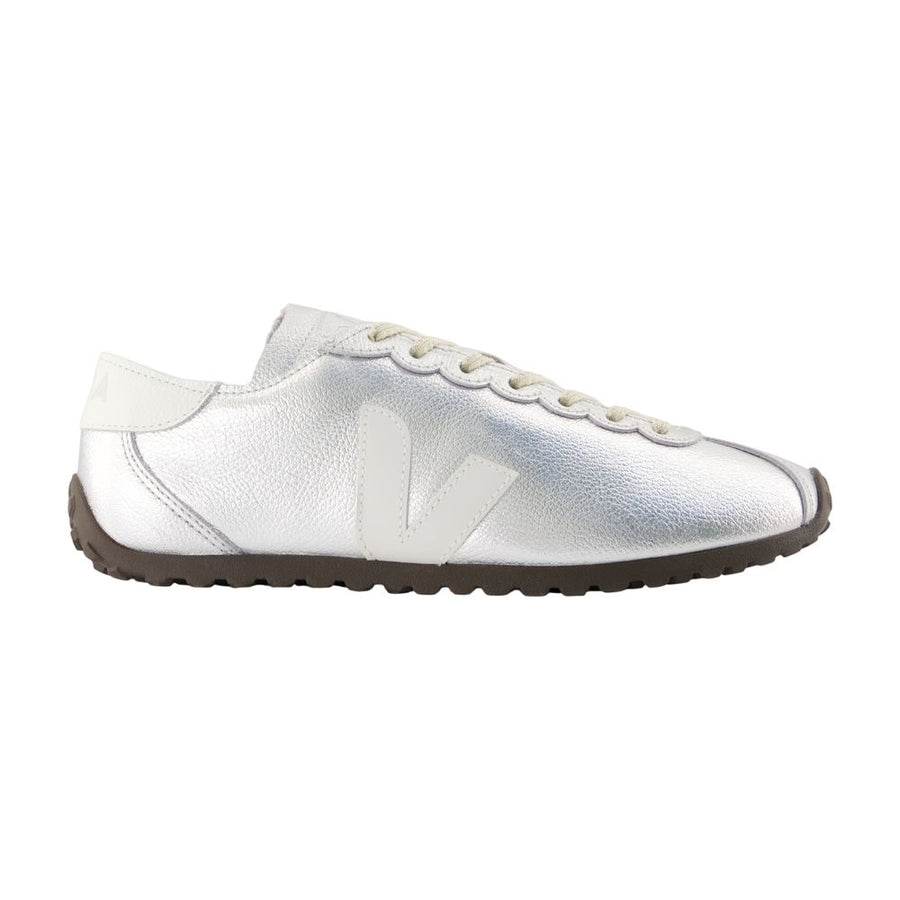 Veja Calfskin leather sneaker in silver