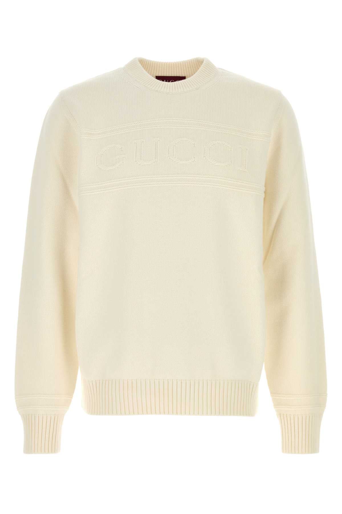 White Exterior: Cotton Wool Maglieria