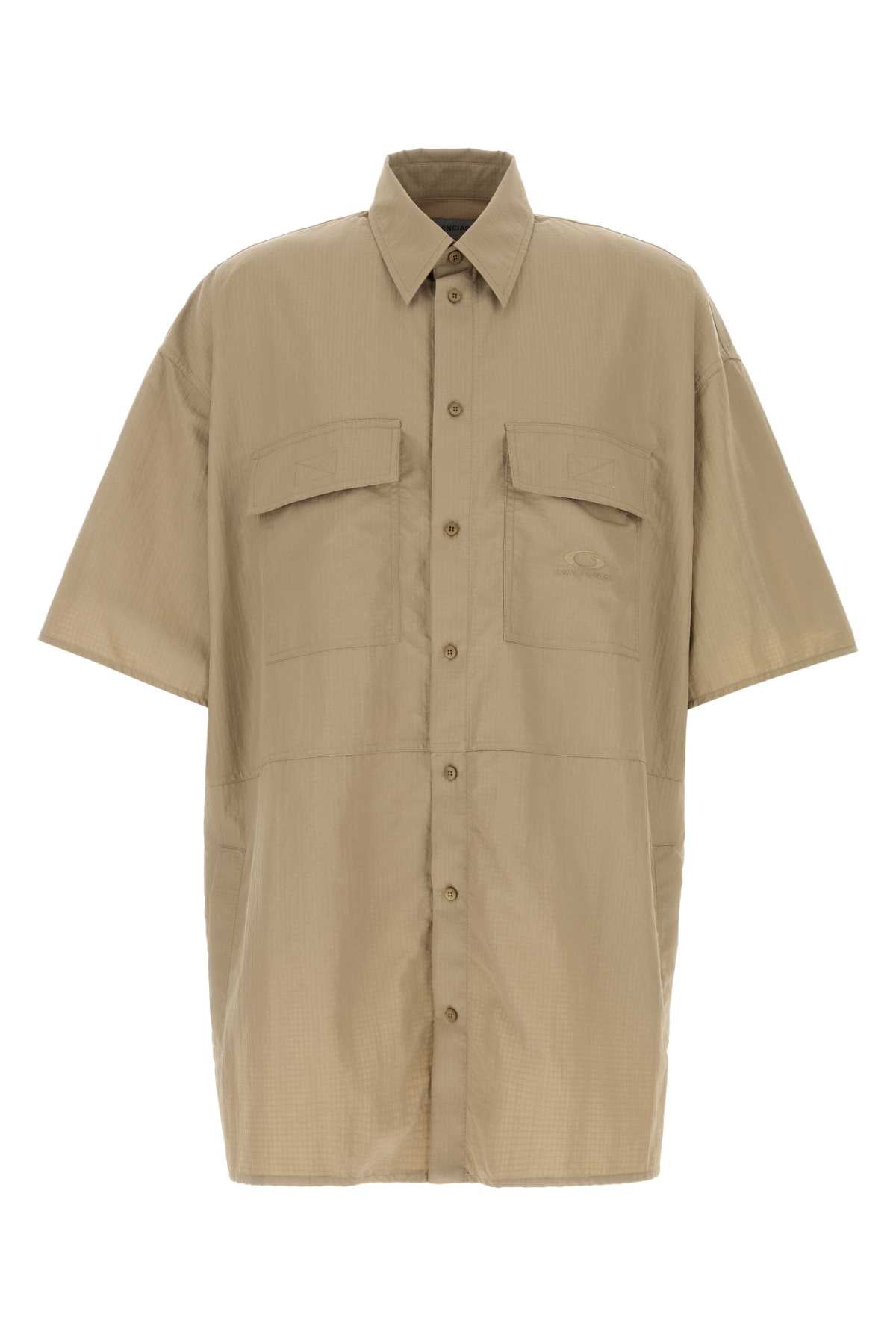 Beige Exterior: Nylon Camicie