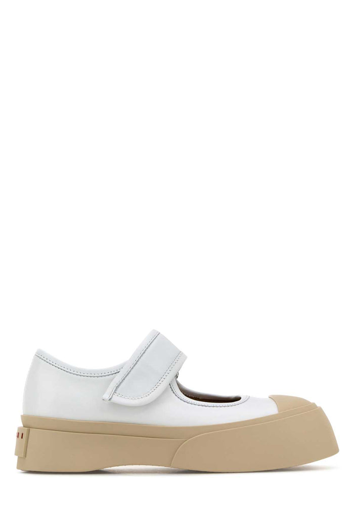 Lilywhite Sneaker