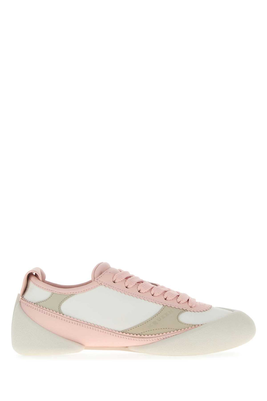 Alexander McQueen Leather upper and rubber sole sneaker in multicolor