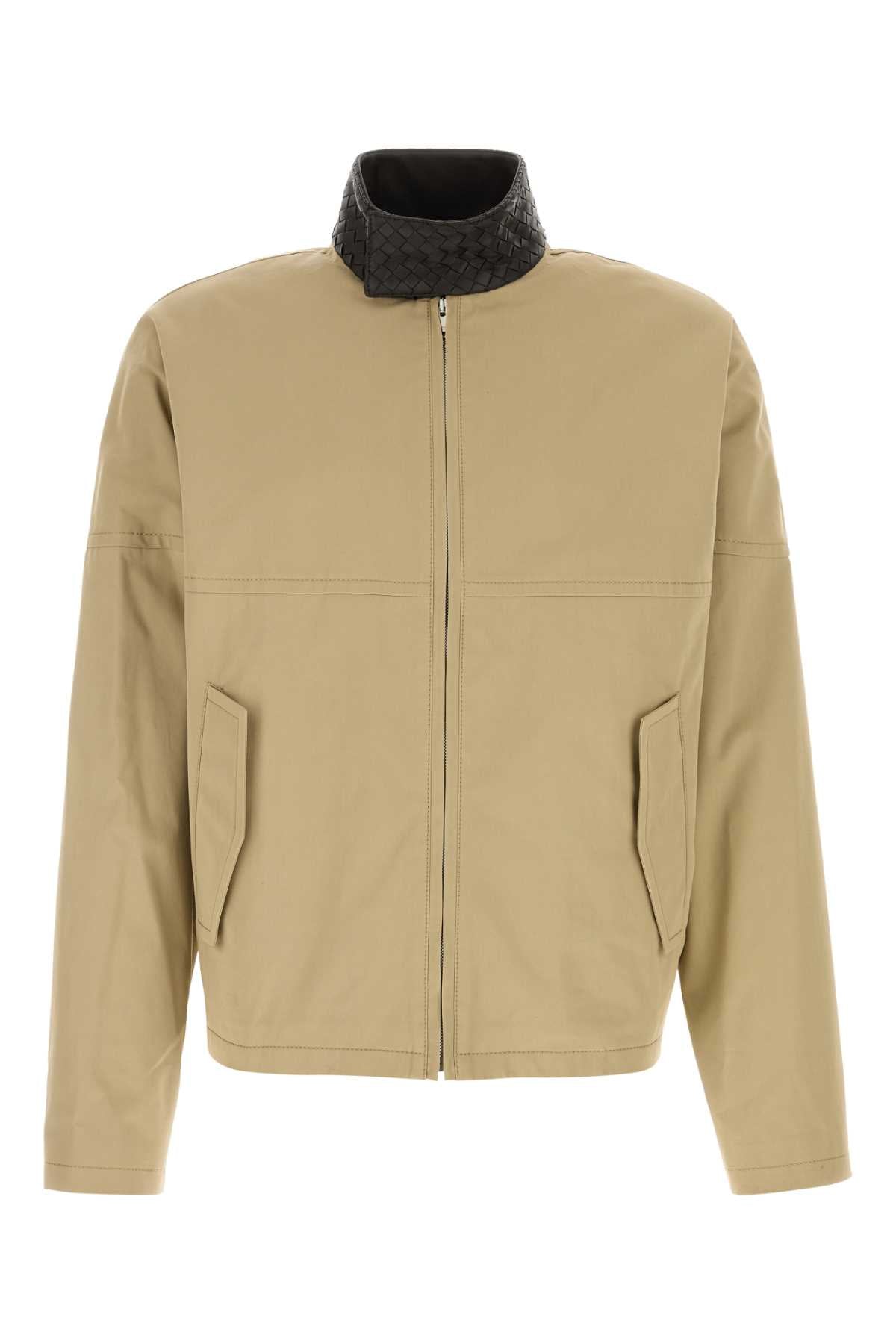 Sahara Exterior: Cotton Giubbini