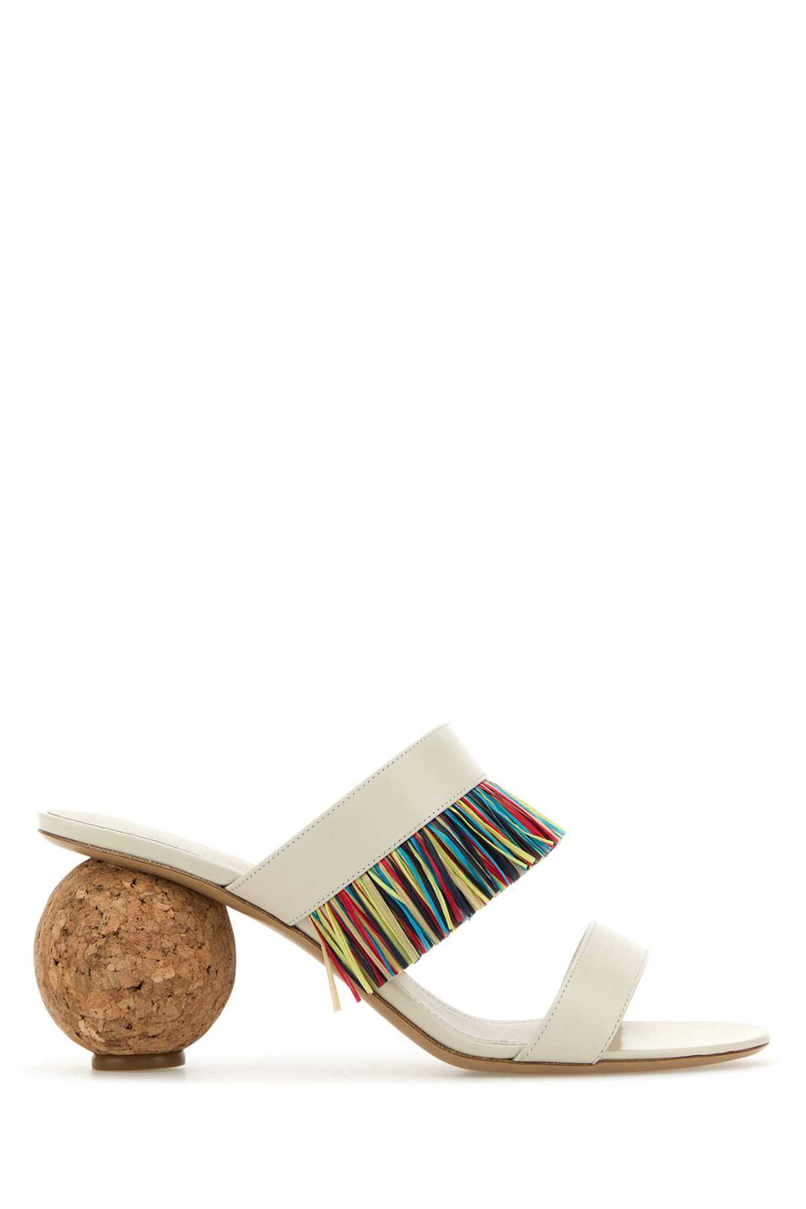 Ferragamo Mascarpone Exterior: 100% Leather sandal in beige