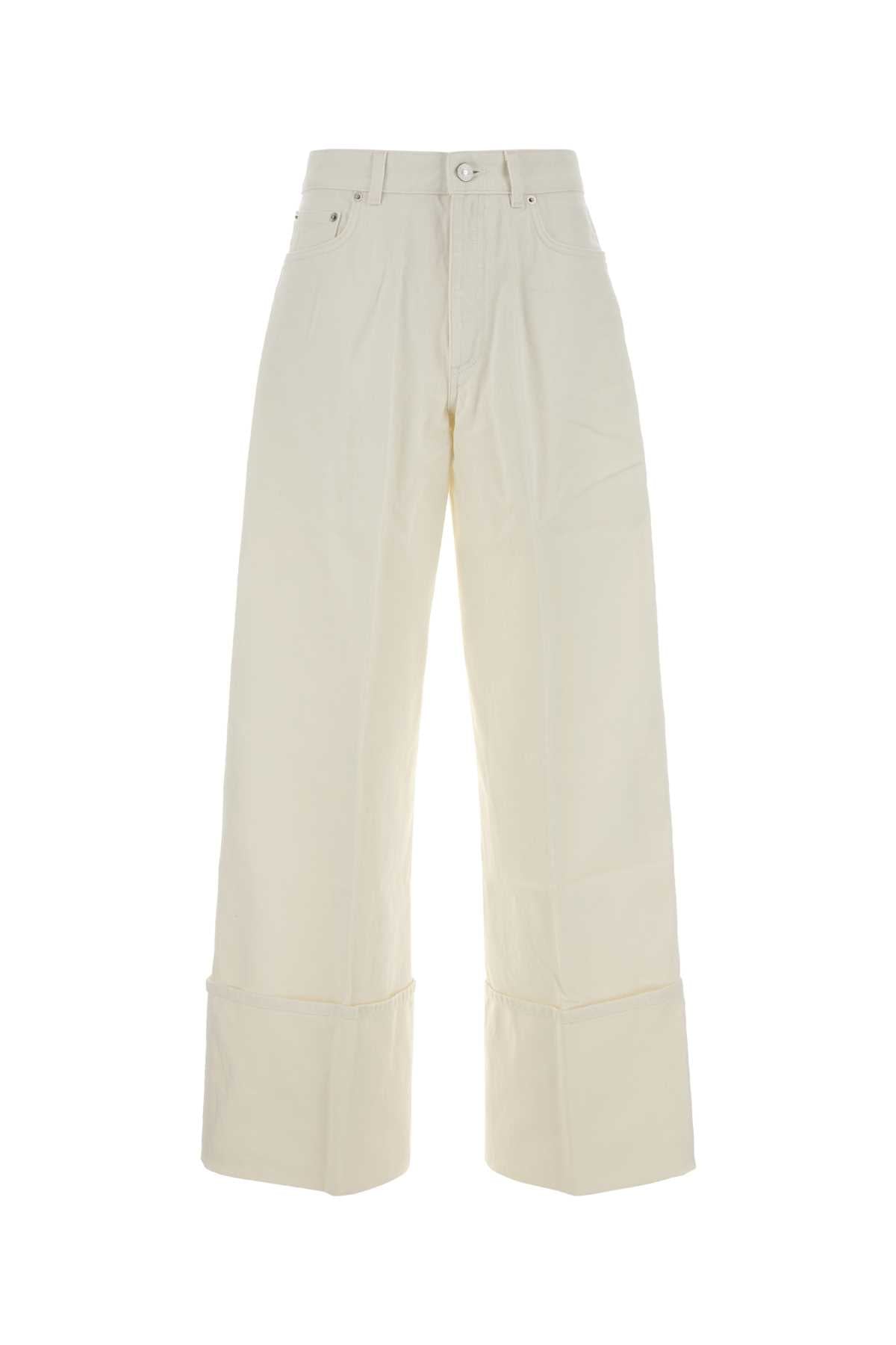 Offwhite Exterior: Cotton Jean