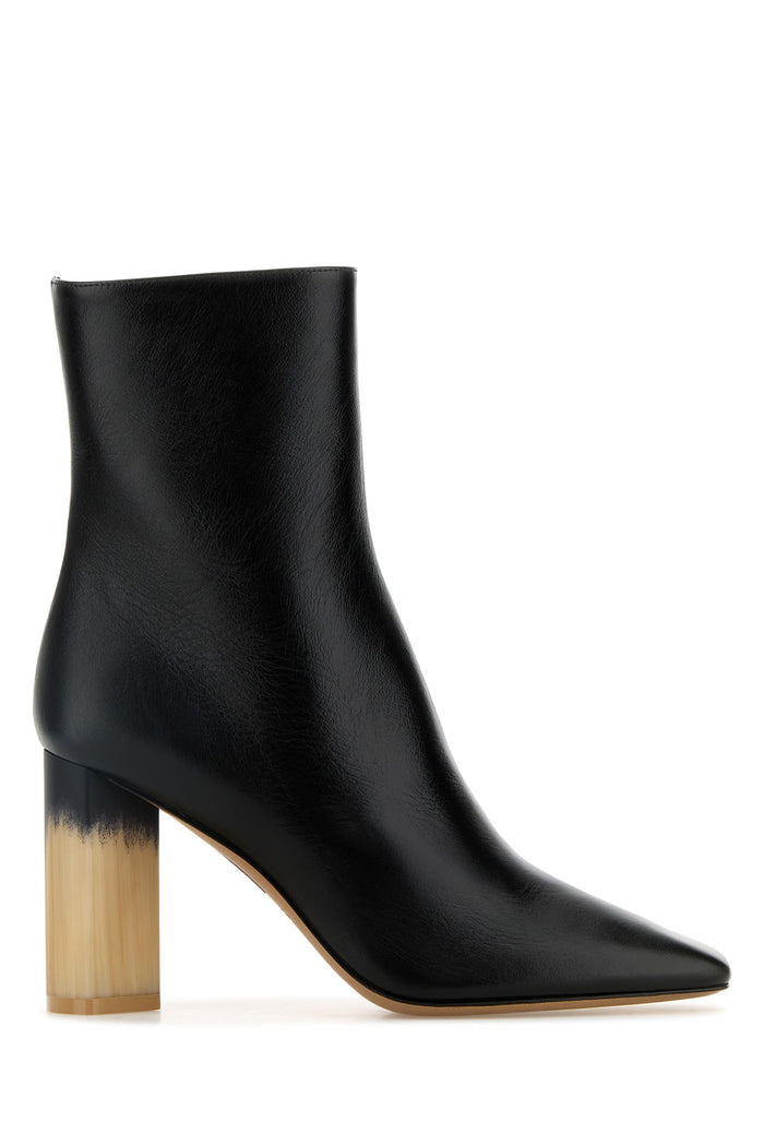 Black Boot