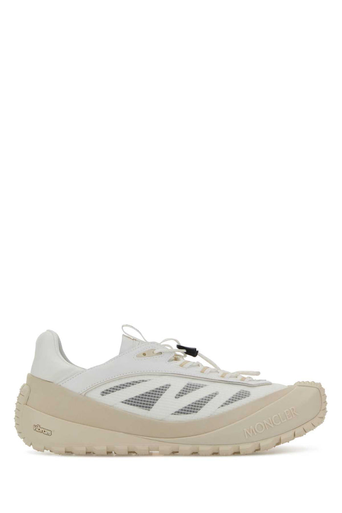 001 Sneaker