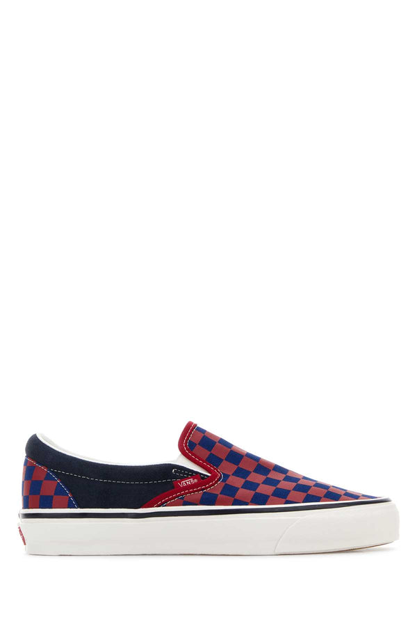 Vans Classic Exterior: 100% Fabric sneaker in red