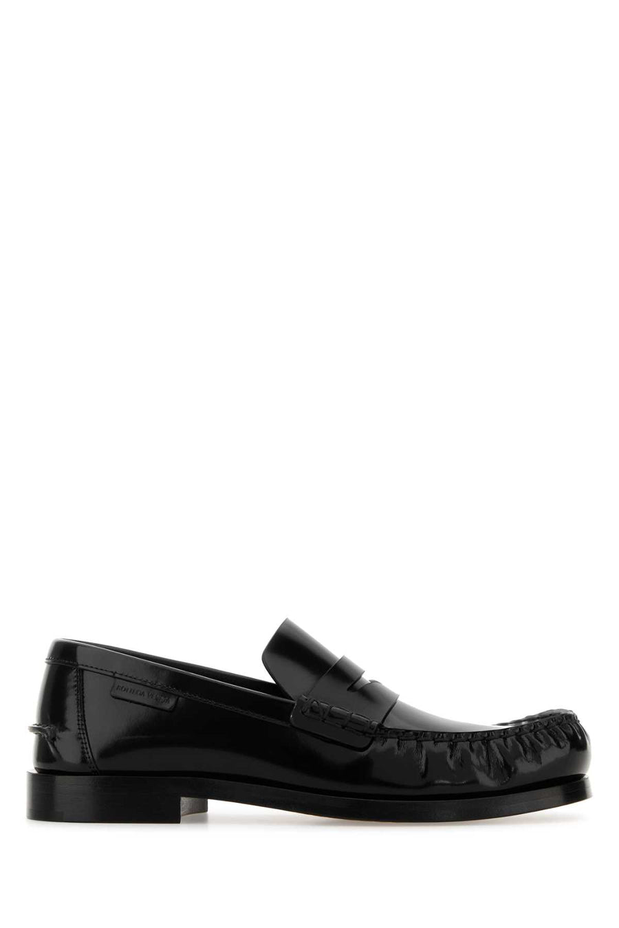 Bottega Veneta Classic Exterior: 100% Leather loafer in black