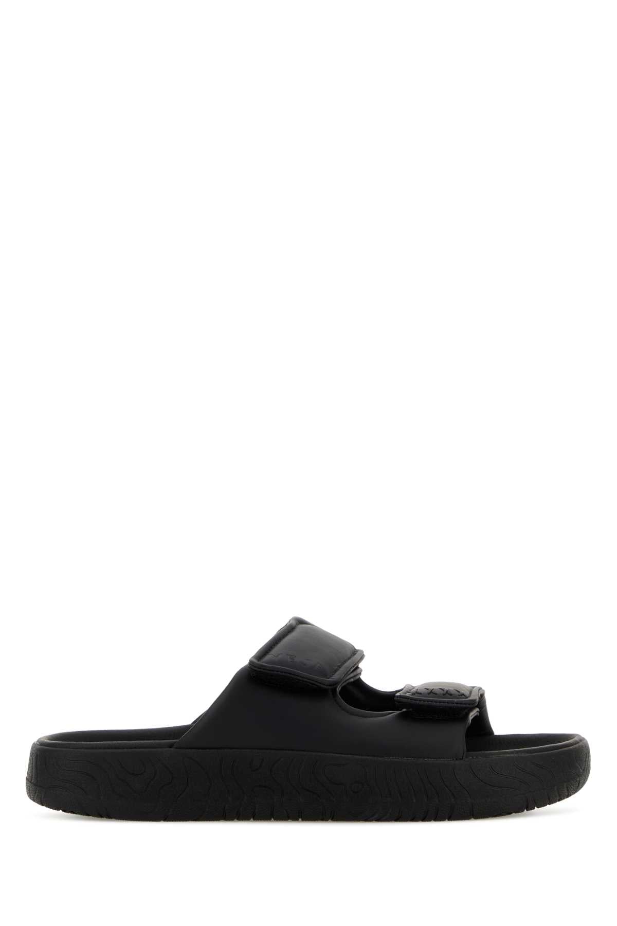 Fullblack Slippers