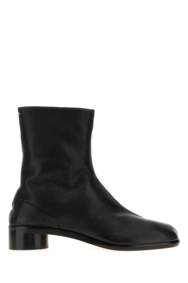 Maison Margiela Ankle Exterior: 100% Leather boot in black