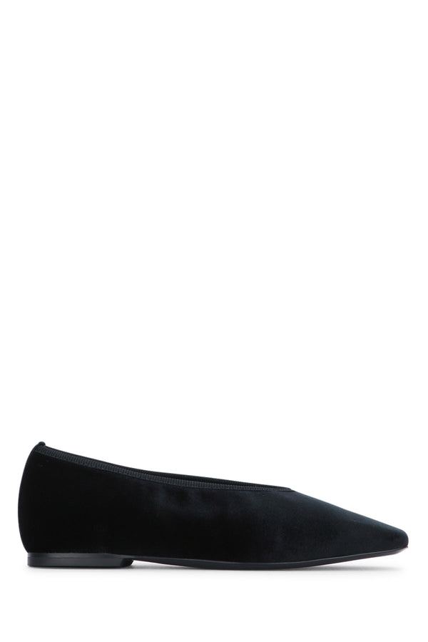 Toteme Velvet Velvet flat in black