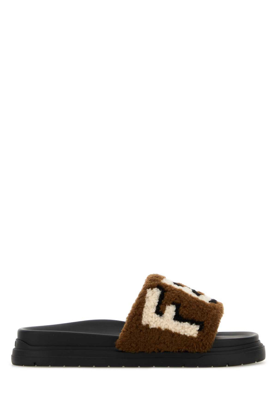 Fendi Logo Exterior: 100% Shearling slipper in brown