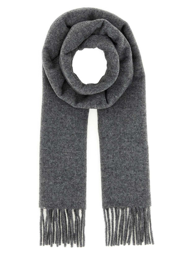 Jil Sander 100% Virgin wool scarf in gray