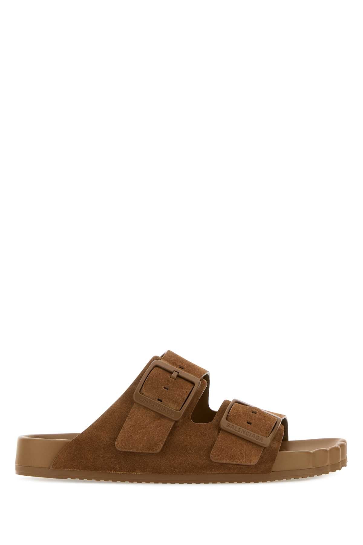 761342wcga1 2200 Brown Slippers
