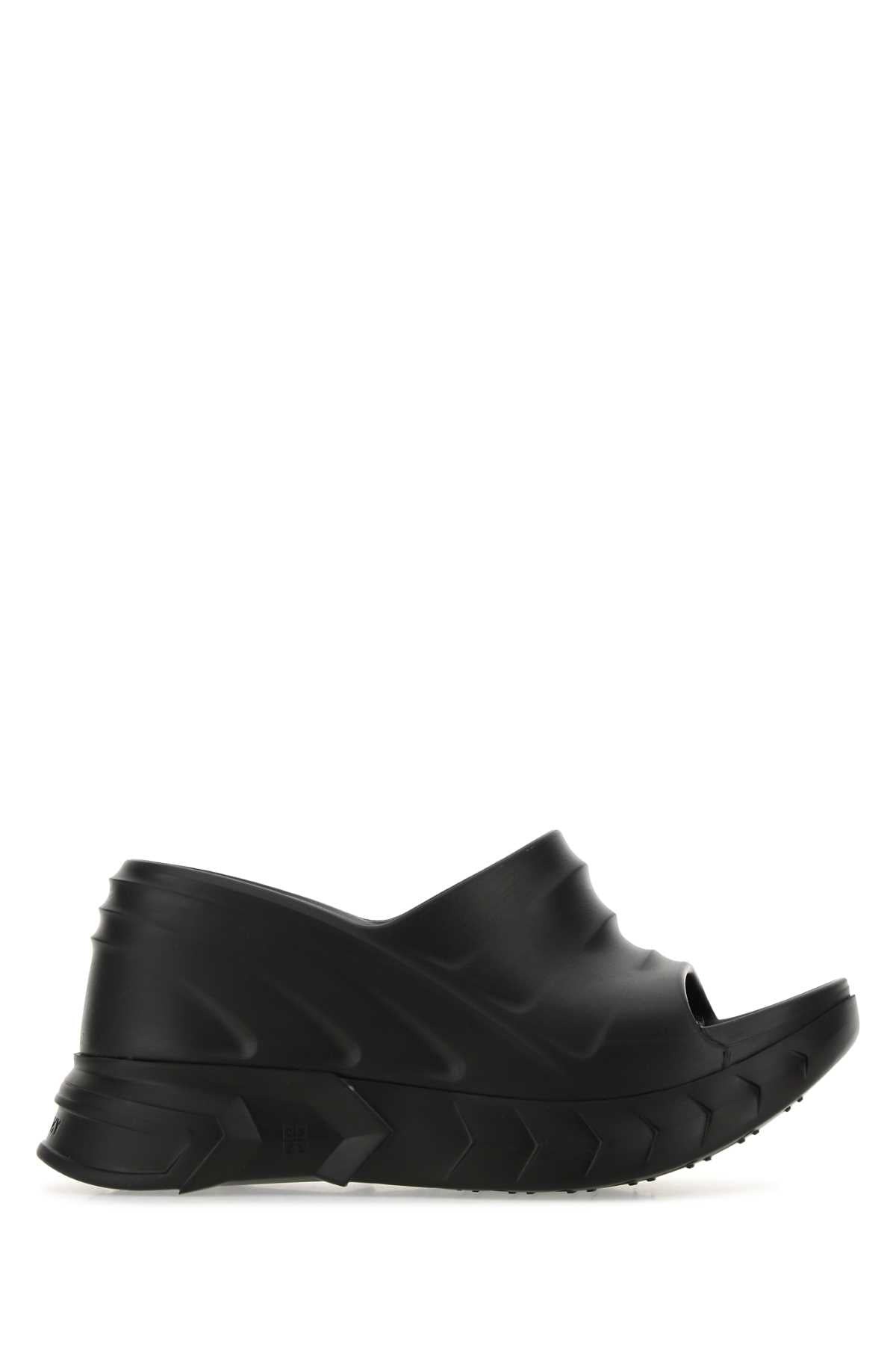 001 100 % Rubber Sandali