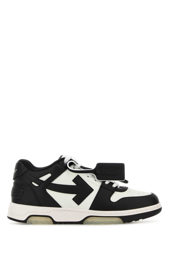 White/black Sneaker