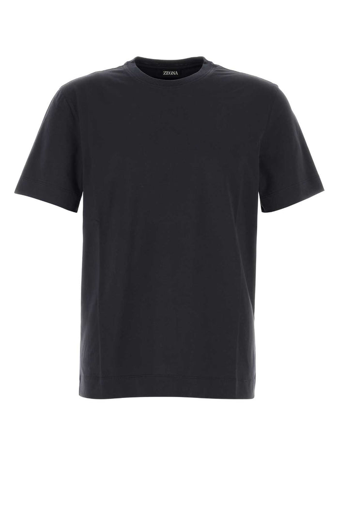 B09 Exterior: Cotton T-shirt