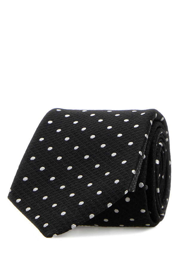 Tom Ford 100% Silk Mulberry (outer) necktie in black