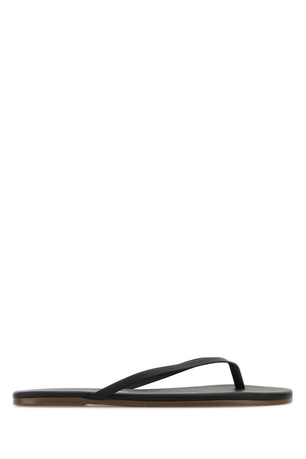 Tkees Exterior: 100% Leather sandal in black
