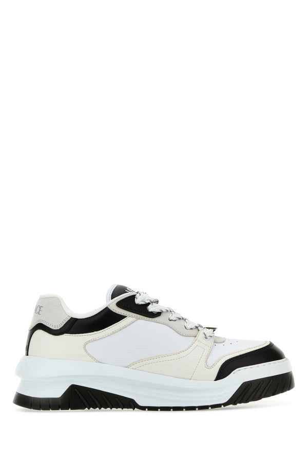 Versace Exterior: 100% Calf sneaker in white