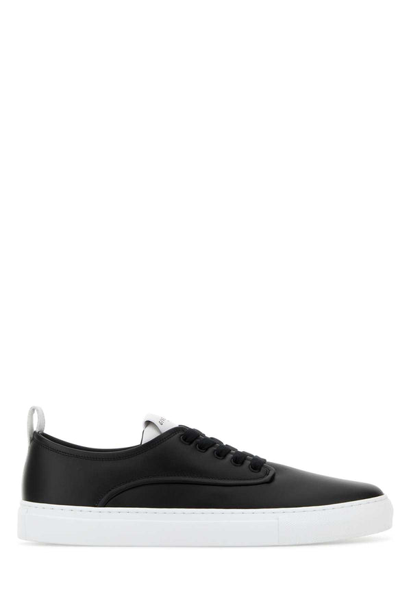Givenchy City Exterior: 100% Calf; Interior: 100% Lamb; Sole: Rubber sneaker in black