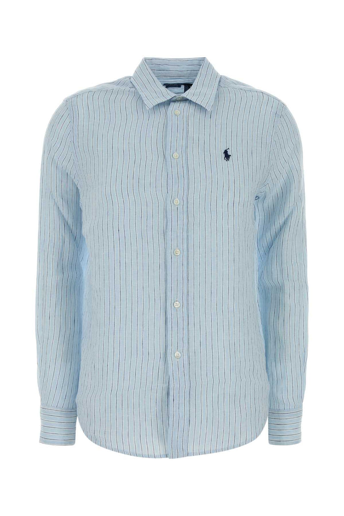 003 Exterior: Linen T-shirt