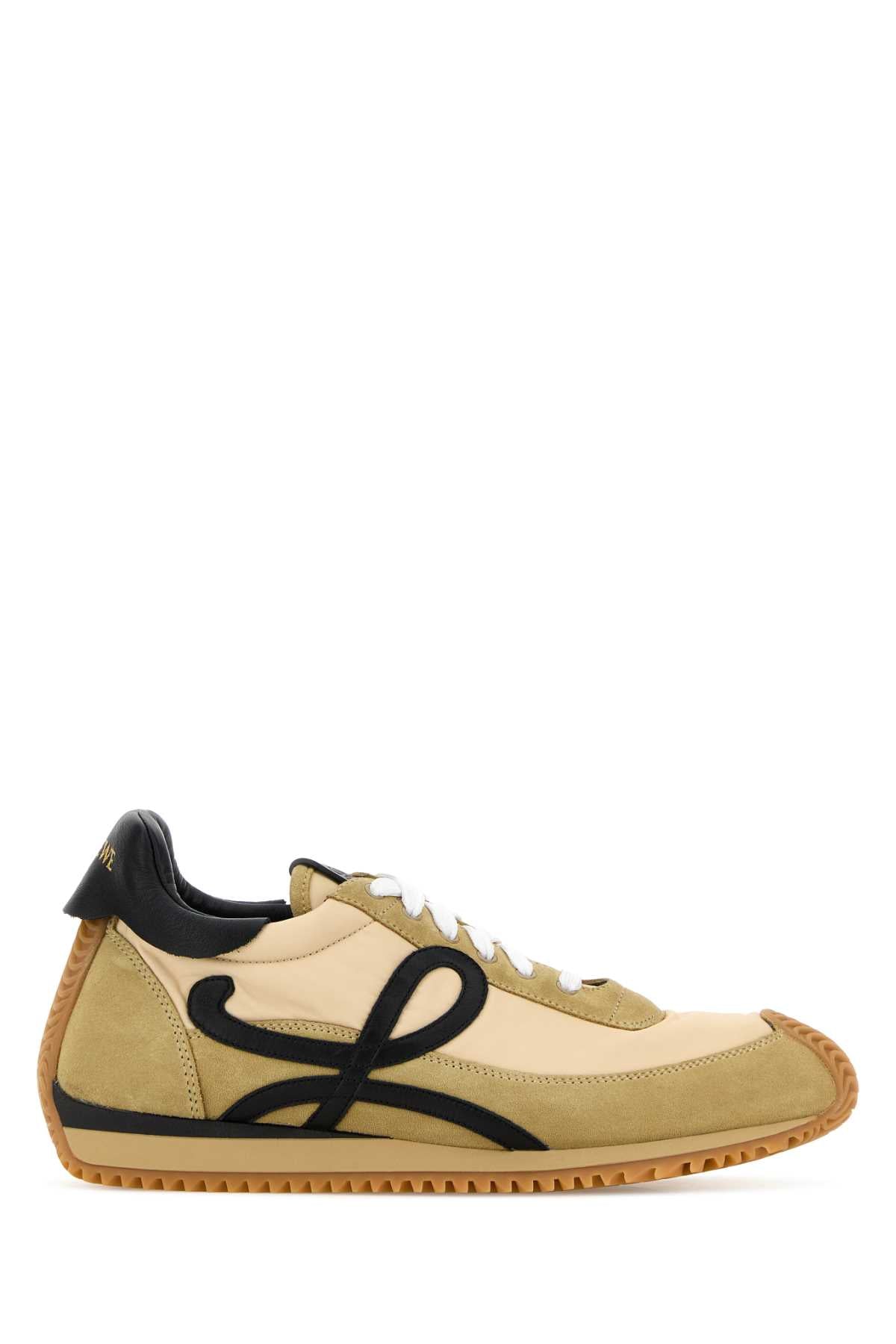 Gold/black Sneaker