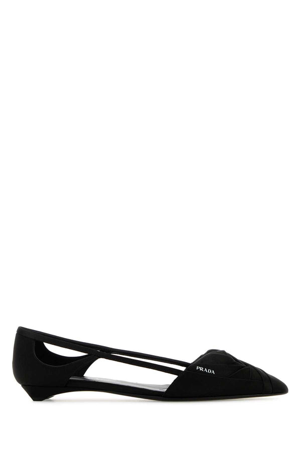 Prada 32% Silk flat in black