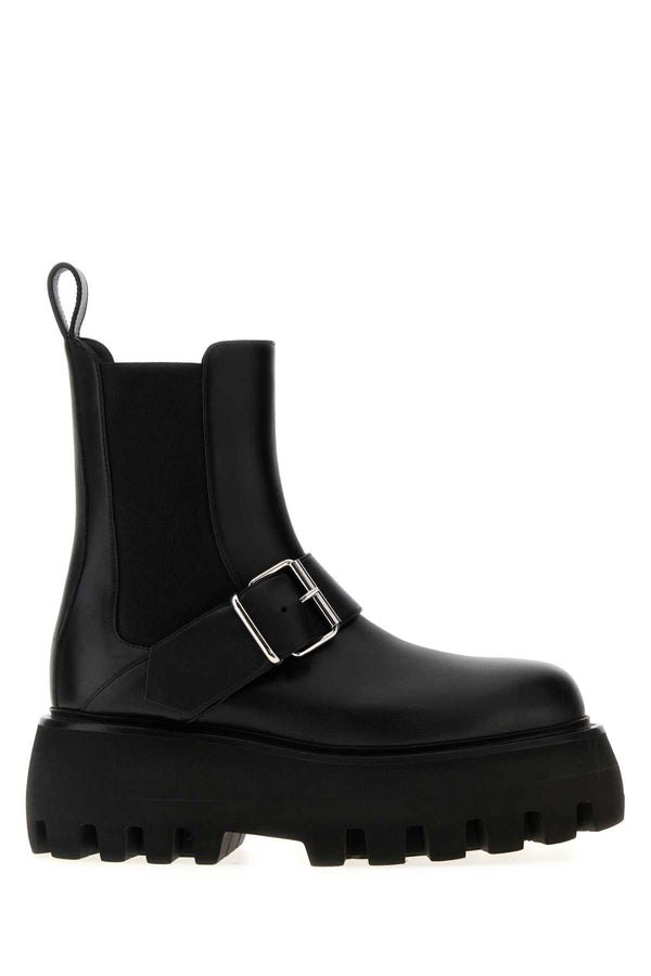 Alexander McQueen Calf skin boot in black