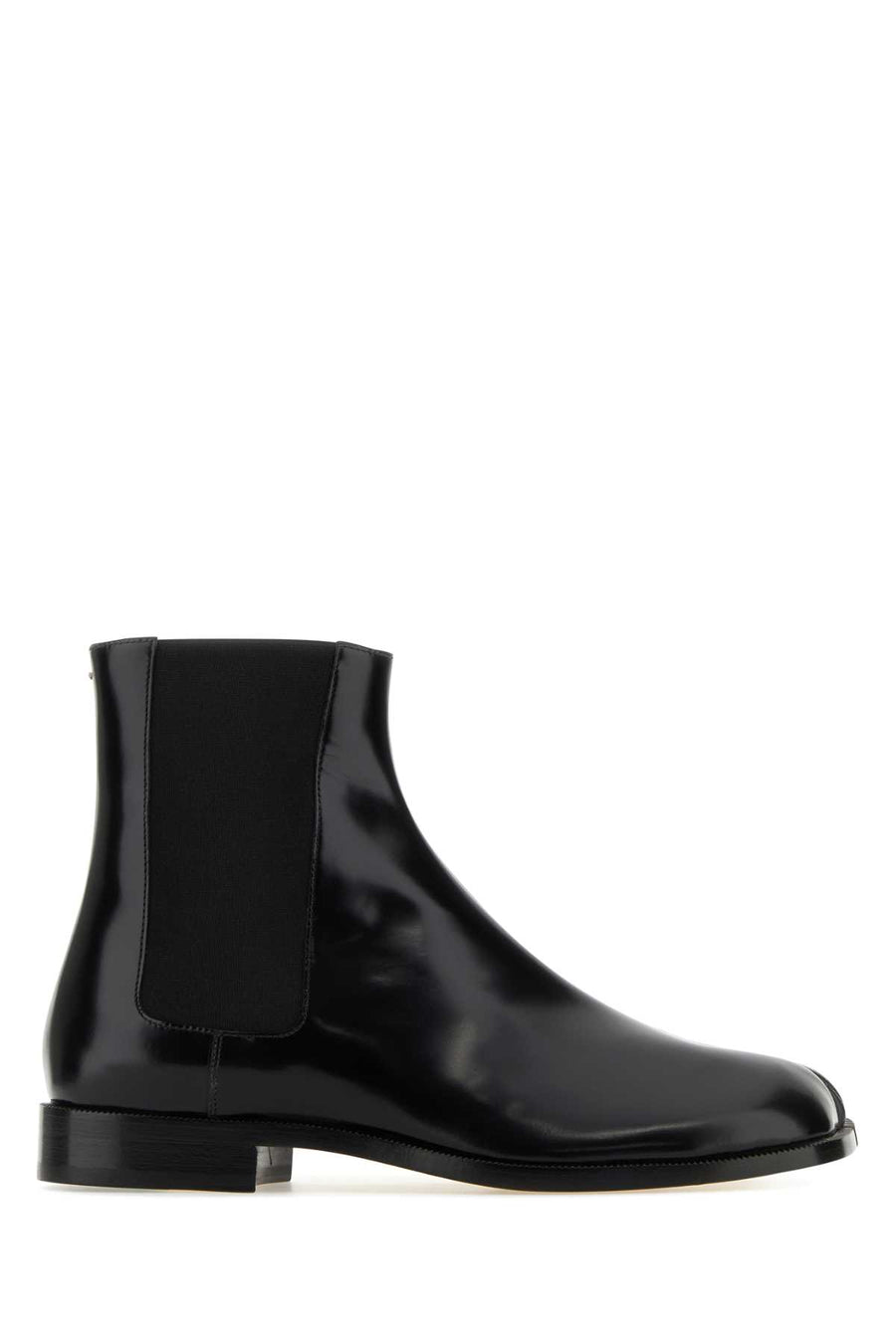 Maison Margiela Chelsea Tomaia: 100% Pelle Bovina - Contrasto: 74% Poliestere 26% Gomma - Fodera: 100% Pelle Ovina - Interno: 100% Pelle Ovina - Suola: 100% Pelle Bovina - Contrasto: 100% Gomma boot in black