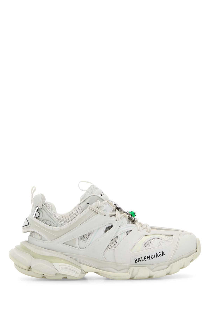 542436wtrch 9000 White Sneaker