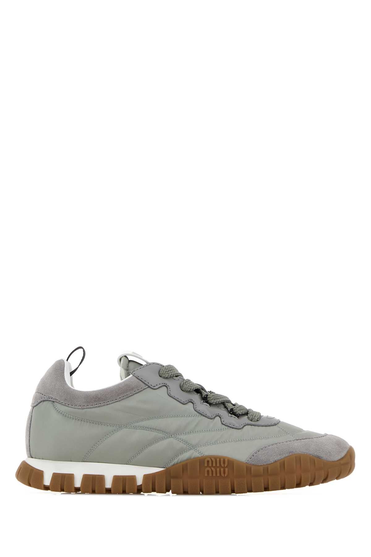 F0424 Sneaker