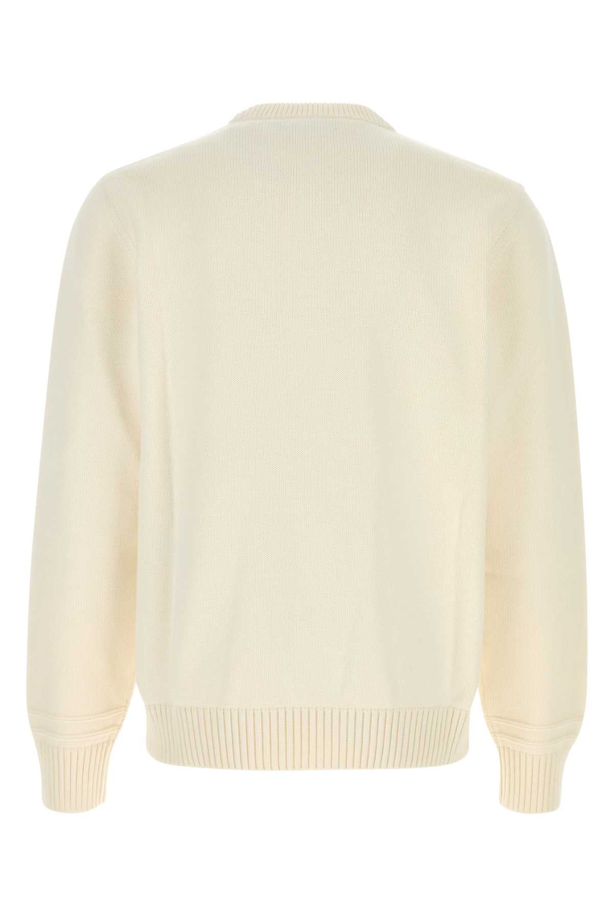 White Exterior: Cotton Wool Maglieria
