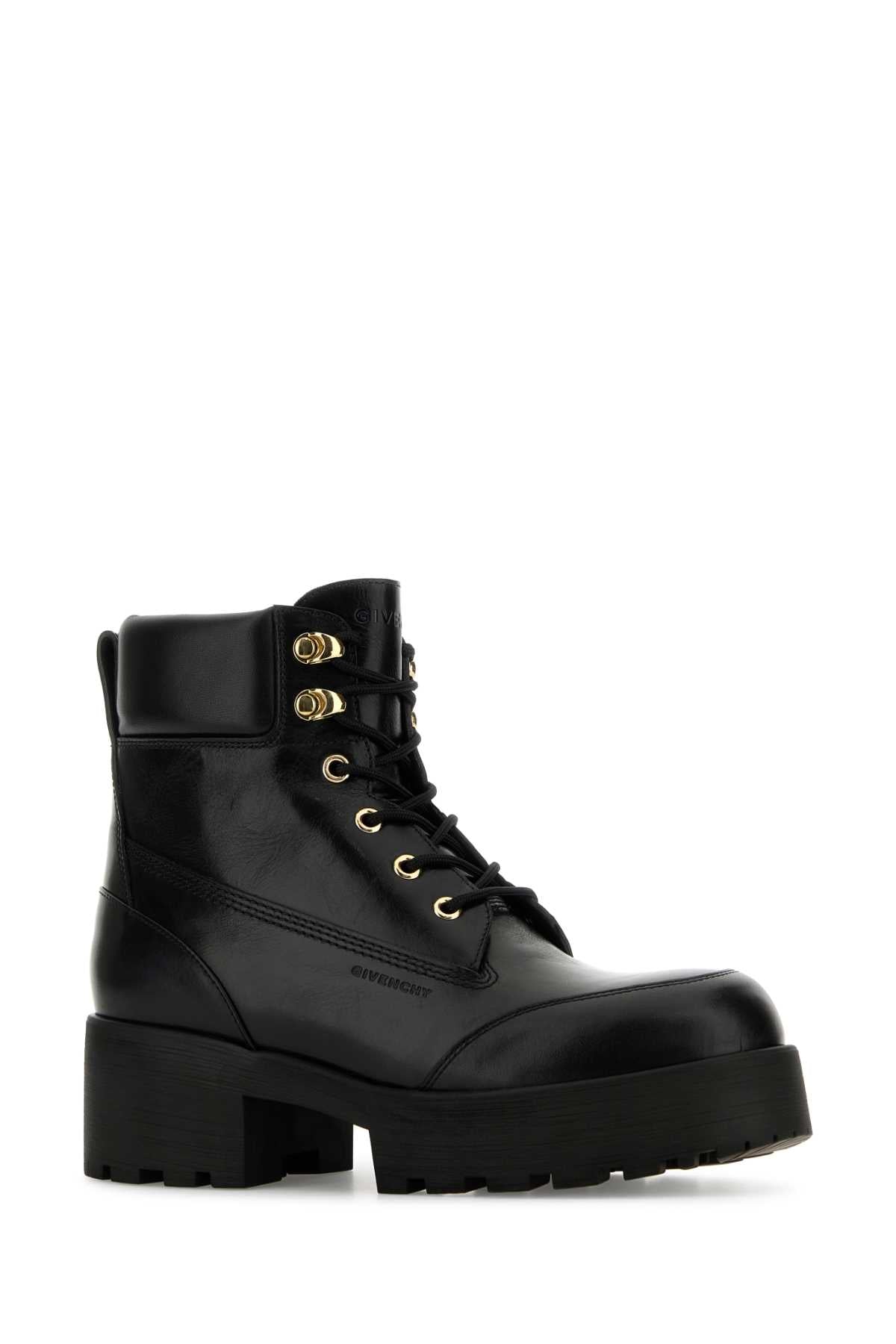 Black Boot