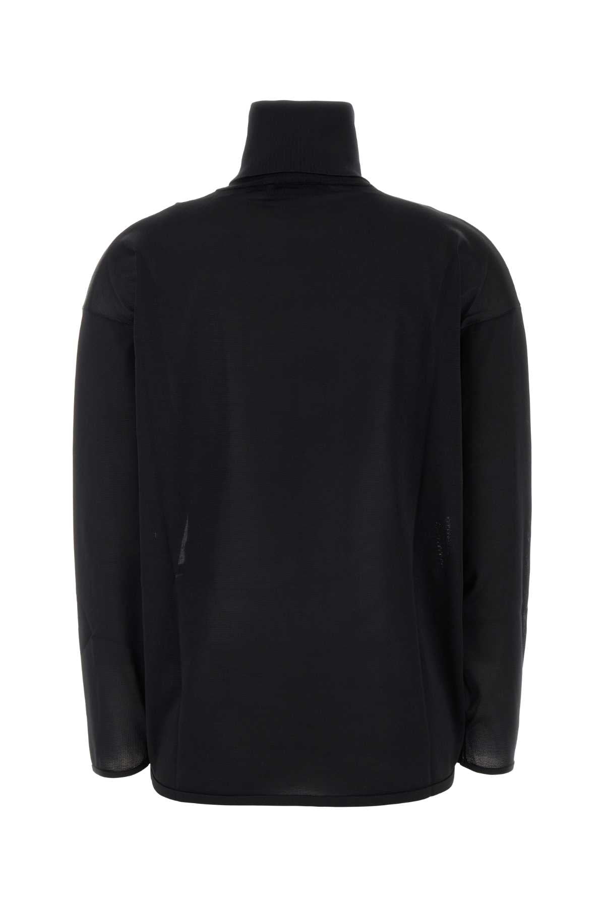 Black Exterior: Silk Maglieria